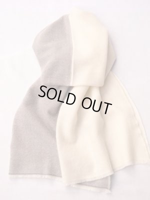 画像4: FRANCO BASSI （フランコ　バッシ）カシミア＆ウール　バイカラー（ツートーン）　マフラー　ライトグレー×オフホワイト　秋冬向き