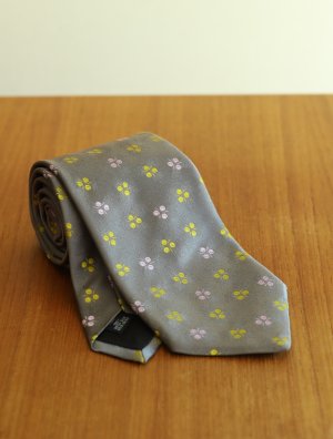 画像2: Atto Vannucci (アットヴァンヌッチ)　　シルク　グレー　イエロー×ピンク花柄　ジャガード　オールシーズン