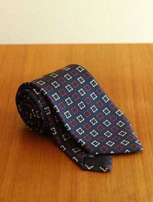 画像2: Atto Vannucci (アットヴァンヌッチ)　　シルク　ネイビー　レッド×ホワイト　小紋　オールシーズン