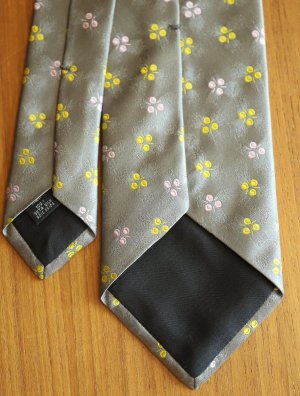 画像3: Atto Vannucci (アットヴァンヌッチ)　　シルク　グレー　イエロー×ピンク花柄　ジャガード　オールシーズン