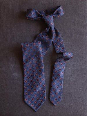 画像2: Francesco Marino（フランチェスコ　マリーノ）　シルク&ウール　赤茶系　ヘリンボーン　小紋　ジャガード　秋・冬向け