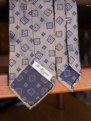 画像6: Francesco Marino（フランチェスコ　マリーノ）　シルク　ベージュ×ネイビー　小紋　ジャガード　オールシーズン