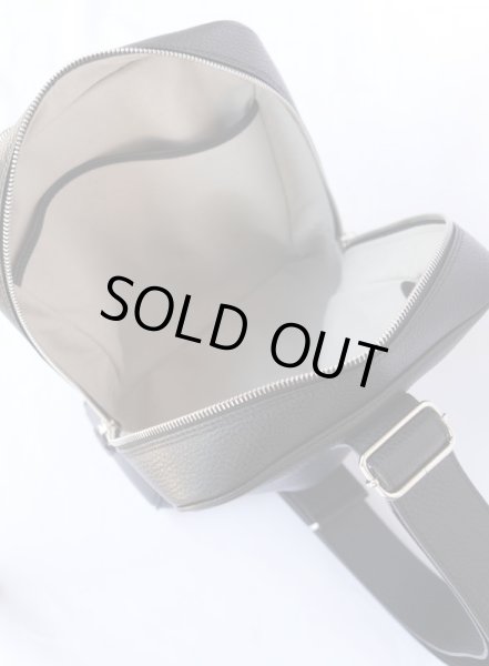 画像11: CAVALLERESCO（カバレレスコ）Bodybag  ブラック/トープ (11)